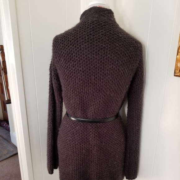 LOFT Grey Sweater. - Picture 2 of 4